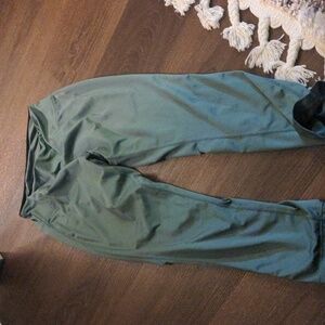 Women's workout leggings